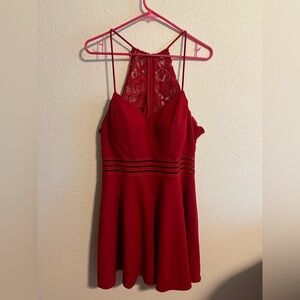 💃🏾 City Studio Red Lace-Back Dress 15/16